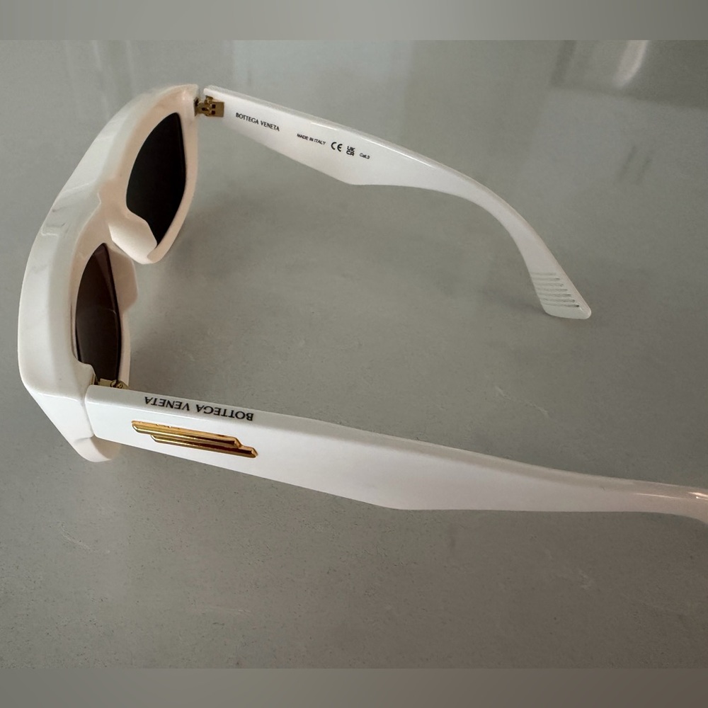 Bottega Veneta Eyewear - Picture 6 of 9